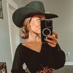 Meet your Posher, Maddy